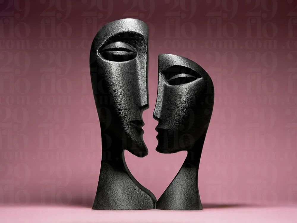 Escultura Abstracta de Pareja